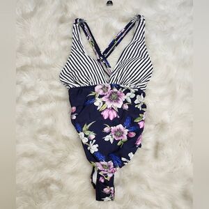 Cupshe New with tags: Floral and‎ striped one-piece swimsuit XL